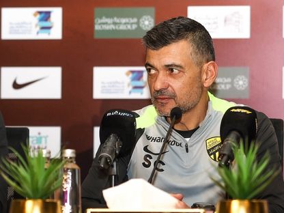 سيرجيو كونسيساو مدرب الاتحاد خلال مؤتمر صحافي - 4 مارس 2026 - X/@ittihad