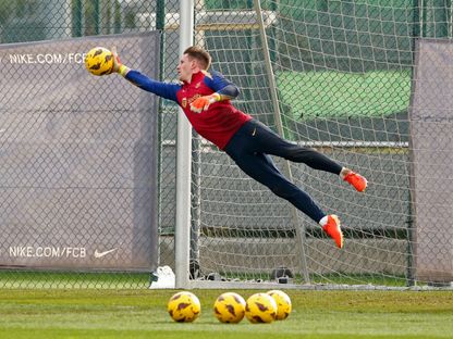 مارك أندريه تير شتيغن خلال تدريب لبرشلونة - 30 يناير 2024 - Reuters