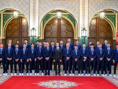 من استقبال ولي عهد المغرب الأمير مولاي الحسن لمنتخب الشباب المتوج بكأس العالم تحت 20 عاماً في القصر الملكي بالرباط - 22 أكتوبر 2025 - Reuters