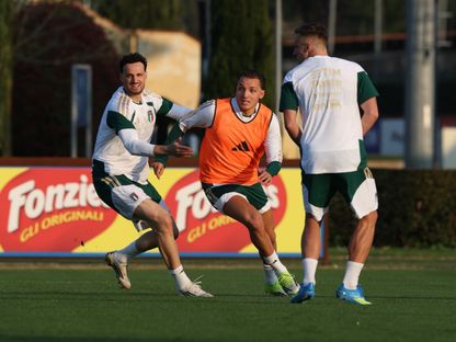 ماتيو ريتيغي وفيديريكو غاتي من تدريبات منتخب إيطاليا - 23 مارس 2026 - X/Azzurri