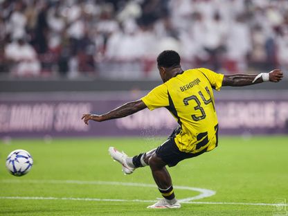 ستيفن بيرغوين مهاجم الاتحاد لحظة تسجيل هدف في مرمى الجزيرة الإماراتي بتصفيات دوري أبطال آسيا للنخبة - 11 أغسطس 2026 - X/@ittihad