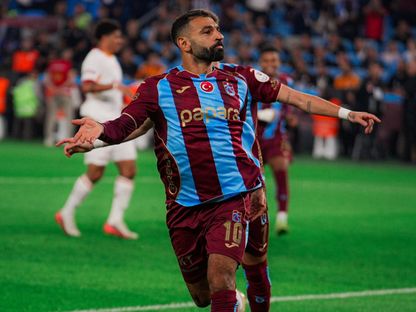 احتفال محمد صلاح نجم طرابزون سبور بتسجيل هدف في مرمى غلطة سراي بالدوري التركي - 19 سبتمبر 2026 - X/@@Trabzonspor