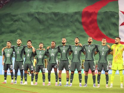 شاهد.. البديل "بونجاح" يقود الجزائر للفوز على بوتسوانا بثلاثية