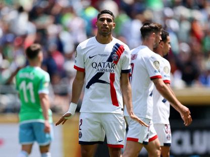 أشرف حكيمي لاعب باريس سان جيرمان يحتفل بهدفه في مرمى سياتل بكأس العالم للأندية - 23 يونيو 2025 - Reuters