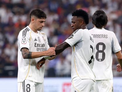 فيديريكو فالفيردي وفينيسيوس جونيور خلال نهائي كأس السوبر الإسباني بين برشلونة وريال مدريد - 11 يناير 2026 - Reuters