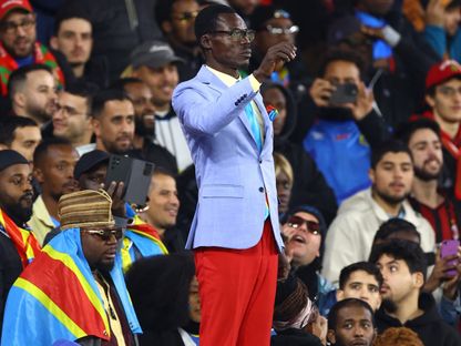 كوكا مولادينغا مناصر منتخب الكونغو الديمقراطية الشهير من مباراة الجزائر بكأس إفريقيا - 7 يناير 2026 - Reuters