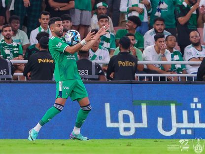 النجم الجزائري رياض محرز لاعب الأهلي السعودي - 18 مايو 2024 - X/ALAHLI_FC