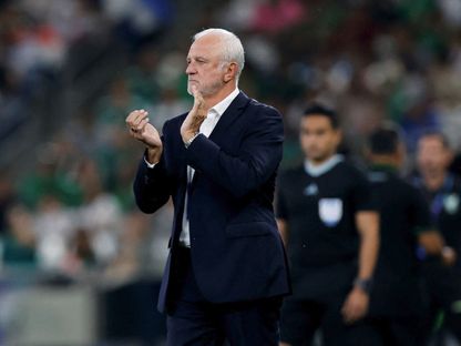 مدرب العراق غراهام أرنولد خلال مواجهة بوليفيا في نهائي الملحق العالمي المؤهل للمونديال - 31 مارس 2026 - REUTERS