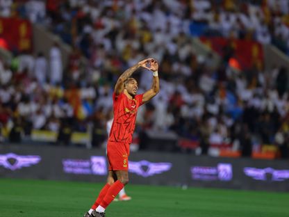 بيير إيميريك أوباميانغ مهاجم القادسية يحتفل بهدفه أمام النصر بدوري روشن السعودي - 18 أبريل 2025 - X/@SPL