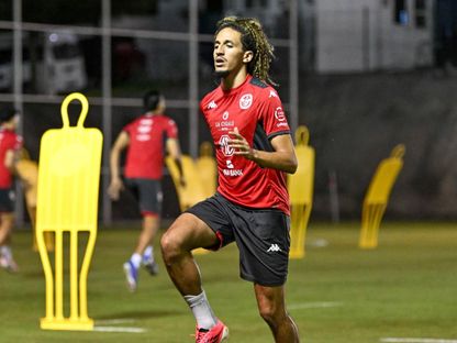 حنبعل المجبري خلال تدريبات منتخب تونس قبل مباراة اليابان بكأس العالم - 19 يونيو 2026 - FB/ Équipe Nationale Tunisienne
