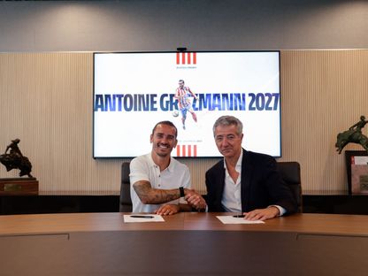 أنطوان غريزمان يمدد عقده مع أتلتيكو مدريد حتى 2027 - 2 مايو 2025 - x@Atleti