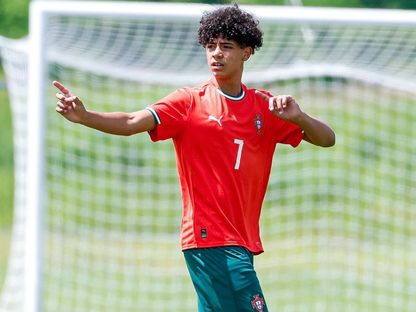 جونيور، نجل كريستيانو رونالدو، خلال مشاركته للمرة الأولى مع منتخب البرتغال تحت 15 عاماً - X@cristiano