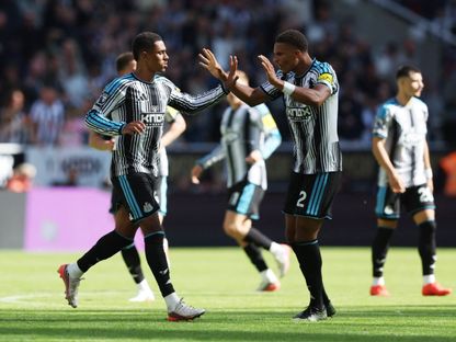 جيكوب رامسي لاعب نيوكاسل يحتفل بهدفه في مرمى بورنموث في الدوري الإنجليزي - 5 سبتمبر 2026 - Reuters