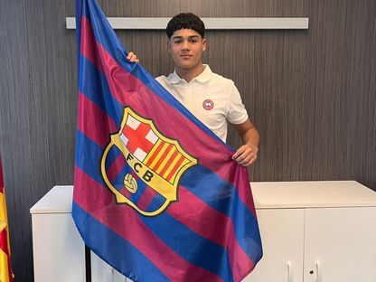 برشلونة يبدأ عملية إنقاذ المهاجم المغربي الواعد إسماعيل زياني