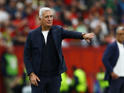 فلاديمير بيتكوفيتش خلال مباراة الجزائر وسويسرا بكأس العالم - 3 يوليو 2026 - Reuters