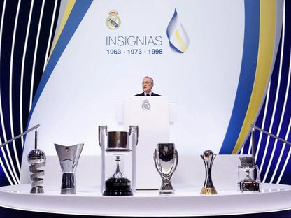رئيس ريال مدريد فلورنتينو بيريز يتحدث خلال تكريم أعضاء في النادي - 10 فبراير 2024 - realmadrid.com