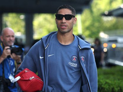 أشرف حكيمي قبل مباراة بين باريس سان جيرمان وإنتر ميامي في كأس العالم للأندية - 29 يونيو 2025 - Reuters