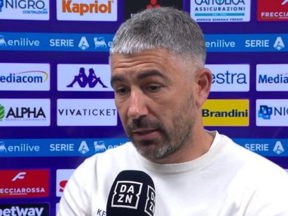 ألكسندر كولاروف مساعد مدرب إنتر ميلان كريستيان كيفو في لقاء صحفي مع دازون بعد التعادل مع فيورنتينا - 22 مارس 2026 - Dazn/tv