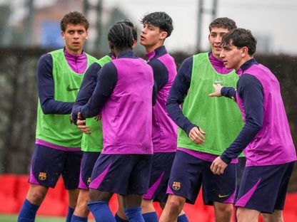 حمزة عبد الكريم مهاجم برشلونة أتلتيك خلال التدريبات - 13 فبراير 2026 - x@FCBarcelonaB