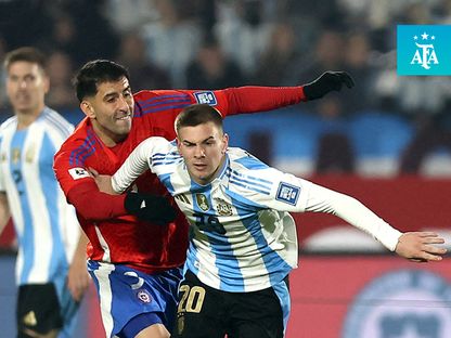 فرانكو ماستانتونو خلال مباراة بين الأرجنتين وتشيلي في تصفيات كأس العالم 2026 - 5 يونيو 2025 - X/@Argentina