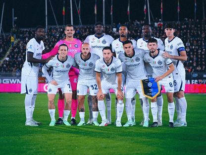 إنتر ينجو بهدفين عكسيين وميلان يسقط برباعية في الدوري الإيطالي