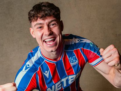 النرويجي يورغن ستراند لارسن مهاجم كريستال بالاس الجديد - 2 فبراير 2026 - X/@CPFC