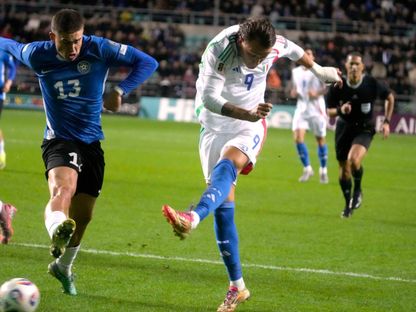 مهاجم القادسية السعودي ماتيو ريتيغي يسجل في مباراة إستونيا وإيطاليا بتصفيات كأس العالم 2026 - 11 أكتوبر 2025 - Reuters