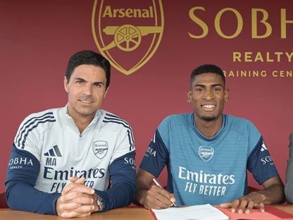 كريستيان موسكيرا يوقع عقود انتقاله إلى أرسنال الإنجليزي - 24 يوليو 2025 - arsenal.com