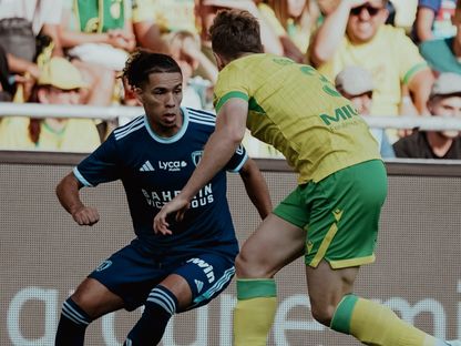 الجزائري إيلان قبال من مباراة باريس أف سي ونانت الودية - 9 أغسطس 2025 - X/ParisFC