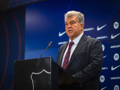 لابورتا: برشلونة يقترب من صفقة جديدة "تثير الحماس"