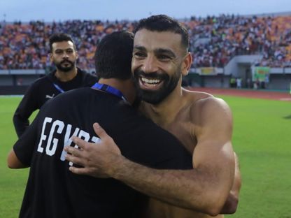 احتفال محمد صلاح بتعادل مصر مع بوركينا فاسو في تصفيات كأس العالم 9 سبتمبر 2025 - EFA/x