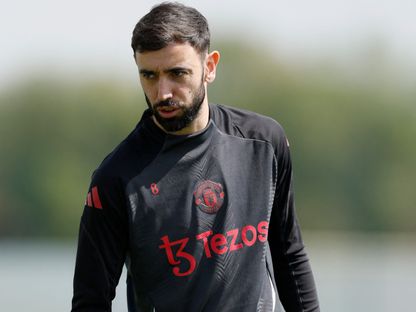 برونو فرنانديز لاعب مانشستر يونايتد خلال تدريب الفريق قبل مباراة أتلتيك بلباو في الدوري الأوروبي - 7 مايو 2025 - Reuters