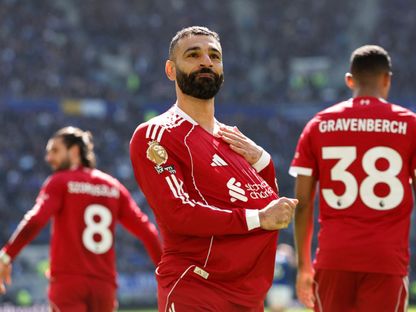 محمد صلاح يحتفل بالتسجيل مع ليفربول ضد إيفرتون - 19 أبريل 2026 - Reuters