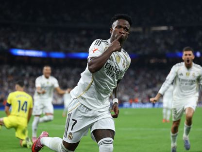 فينيسيوس جونيور يحتفل بهدفه في مباراة ريال مدريد وفياريال بالدوري الإسباني - 4 أكتوبر 2025 - Reuters