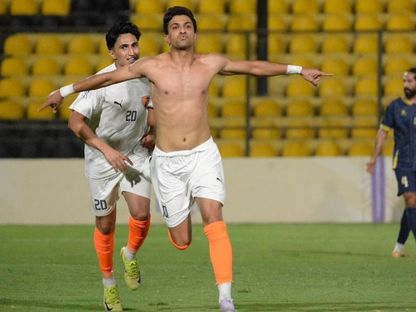 احتفال وكاع رمضان لاعب ديالى بهدفه الرائع في مرمى أمانة بغداد في افتتاح الدوري العراقي - 13 سبتمبر 2025 - FB/@Iraq Stars League