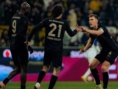 احتفال لاعبي بوروسيا دورتموند بتسجيل هدف في مرمى هامبورغ بالدوري الألماني - 21 مارس 2026 - X/@BlackYellow