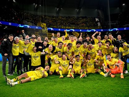 لاعبو بوروسيا دورتموند يحتفلون بعد الفوز على باريس سان جيرمان والتأهل إلى نهائي دوري أبطال أوروبا - 7 مايو 2024 - X/BVB