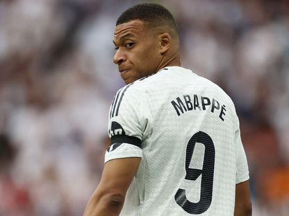 لاعب ريال مدريد كيليان مبابي خلال مباراة ريال سوسيداد في الدوري الإسباني - 24 مايو 2025 - Reuters