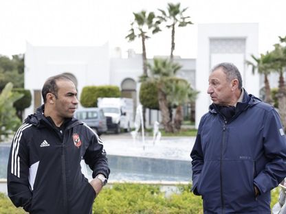 رئيس الأهلي محمود الخطيب ومدير الكرة سيد عبد الحفيظ في تطوان - Twitter/AlAhly