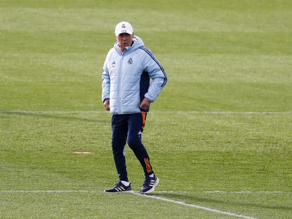 كارلو أنشيلوتي خلال تدريب لريال مدريد - 11 مارس 2025 - Reuters