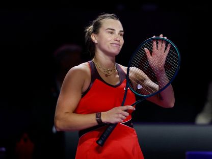 أرينا سبالينكا بعد فوزها على كوكو غوف في البطولة الختامية للتنس في الرياض - 6 نوفمبر 2025 - Reuters