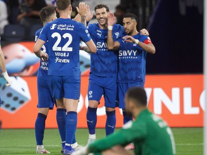 احتفال لاعبي الهلال بتسجيل هدف في مرمى ضمك بالدوري السعودي - 28 أبريل 2026 - X/@Alhilal_FC