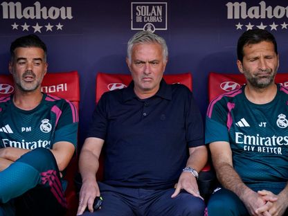لجنة الحكام تنصف مورينيو.. أتلتيكو مدريد استحق طرداً "على الأقل"