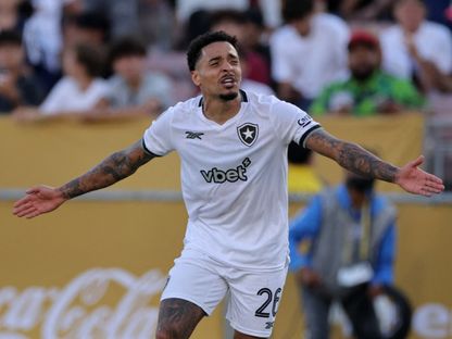 احتفال إيغور جيسوس لاعب بوتافوغو بتسجيل هدف في مرمى باريس سان جيرمان بكأس العالم للأندية - 19 يونيو 2025 - Reuters