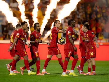 احتفال لاعبي القادسية بتسجيل هدف في مرمى الحزم بكأس الملك - 28 أكتوبر 2025 - X/@KingCupSA