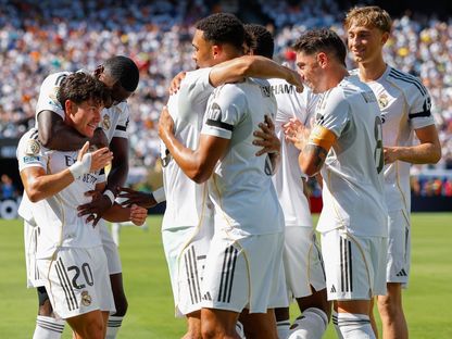 لاعبو ريال مدريد يحتفلون بأحد الأهداف أمام دورتموند في كأس العالم للأندية - 5 يوليو 2025 - x/@realmadrid