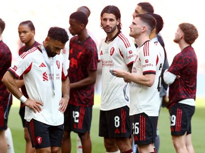 محمد صلاح لاعب ليفربول بميدالية المركز الثاني بعد خسارة درع المجتمع - 10 أغسطس 2025 - Reuters