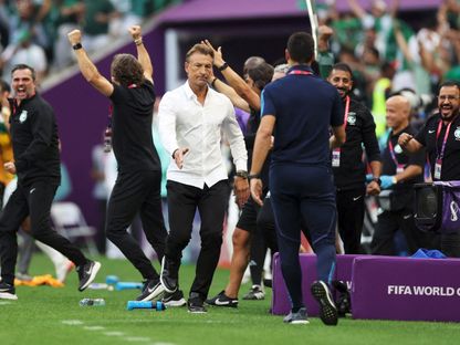 هيرفي رينارد يكشف أسرار الفوز التاريخي للسعودية على الأرجنتين