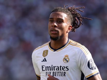 لاعب بايرن ميونيخ مايكل أوليسيه في صورة مُركبة بالذكاء الاصطناعي مرتدياً قميص ريال مدريد - الشرق