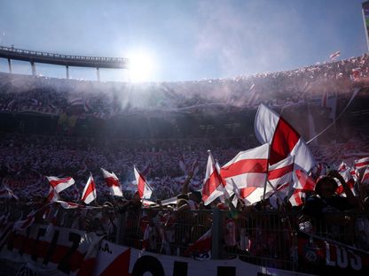 جماهير ريفر بليت خلال مباراة بوكا جونيورز في الدوري الأرجنتيني - 27 أبريل 2025 - Reuters